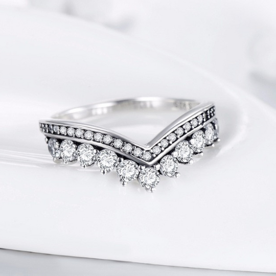 Royalty Ring in Silver