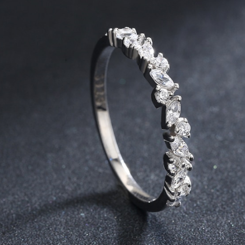 Drop-Shaped Zirconia Crystal Ring in 925 Silver