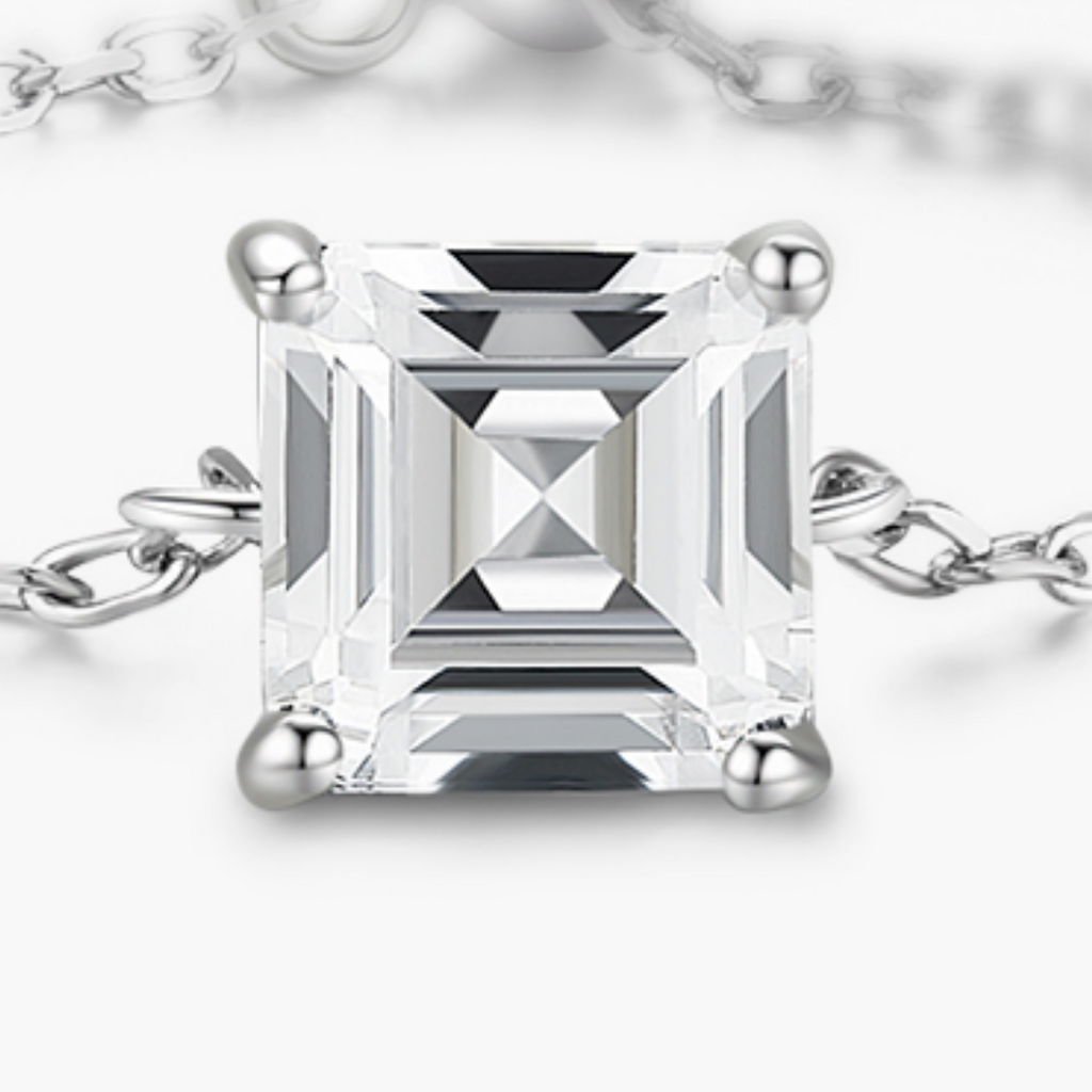 Silver Ring with Cubic Zirconia and Adjustable Chain